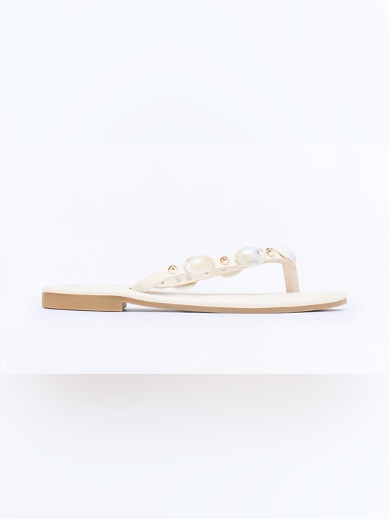 Fashion Nova Shoes - Fashion Nova Women's Cream Beaded Thong Sandal🤍